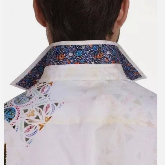 Robert Graham NWT Maltese Falcon shirt in multi-color. Love the style and design - Picture 6 of 8